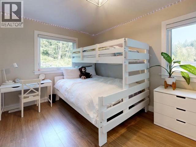 2158 ROBERTS ROAD, Powell River