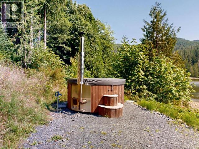 2158 ROBERTS ROAD, Powell River