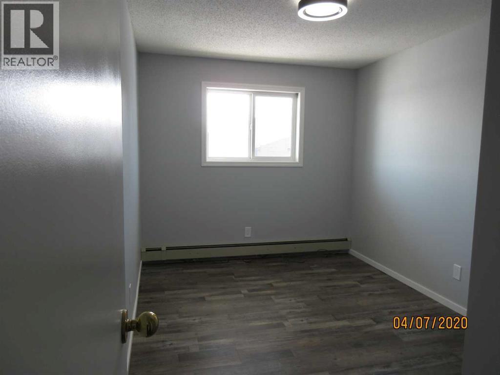 #206 3007 57A Avenue - 8