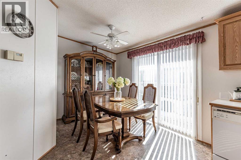 8, 1600 Strachan Road SE - 25