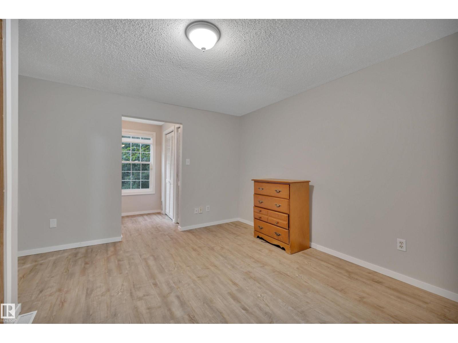 #38 54120 RGE ROAD 12 - 47