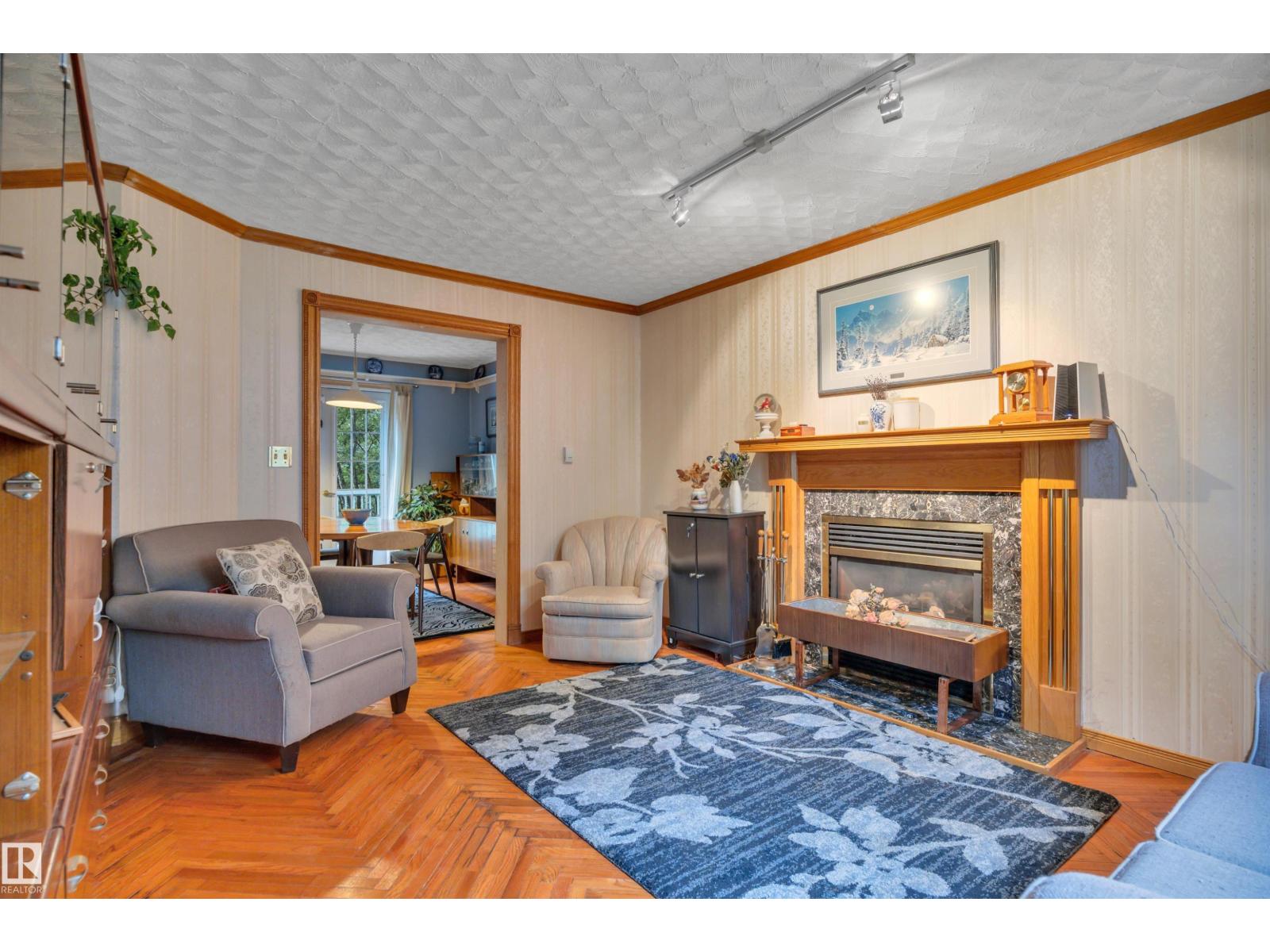 #38 54120 RGE ROAD 12 - 12