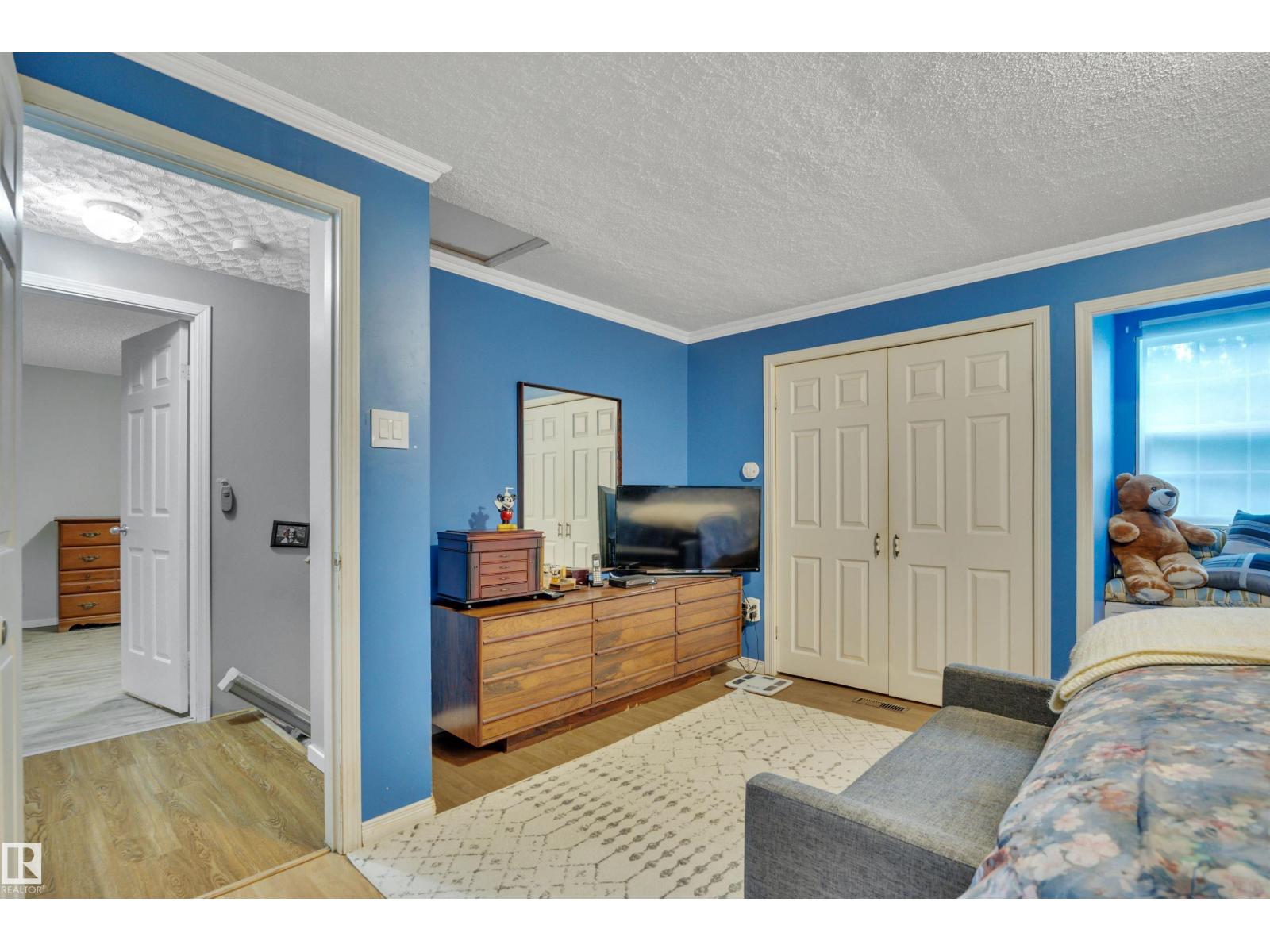 #38 54120 RGE ROAD 12 - 40