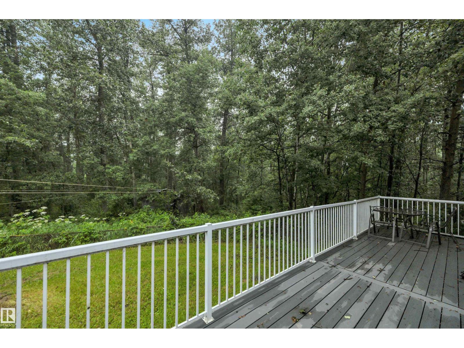 #38 54120 RGE ROAD 12 - 52