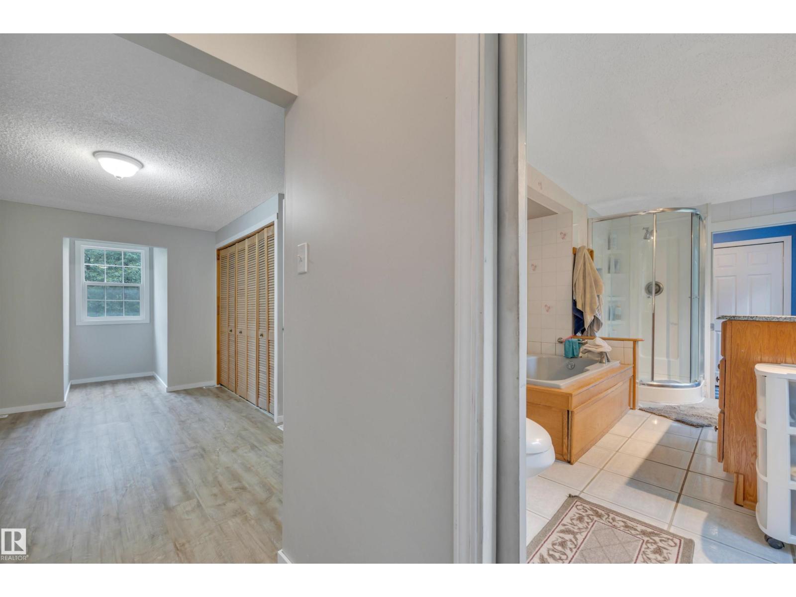 #38 54120 RGE ROAD 12 - 50