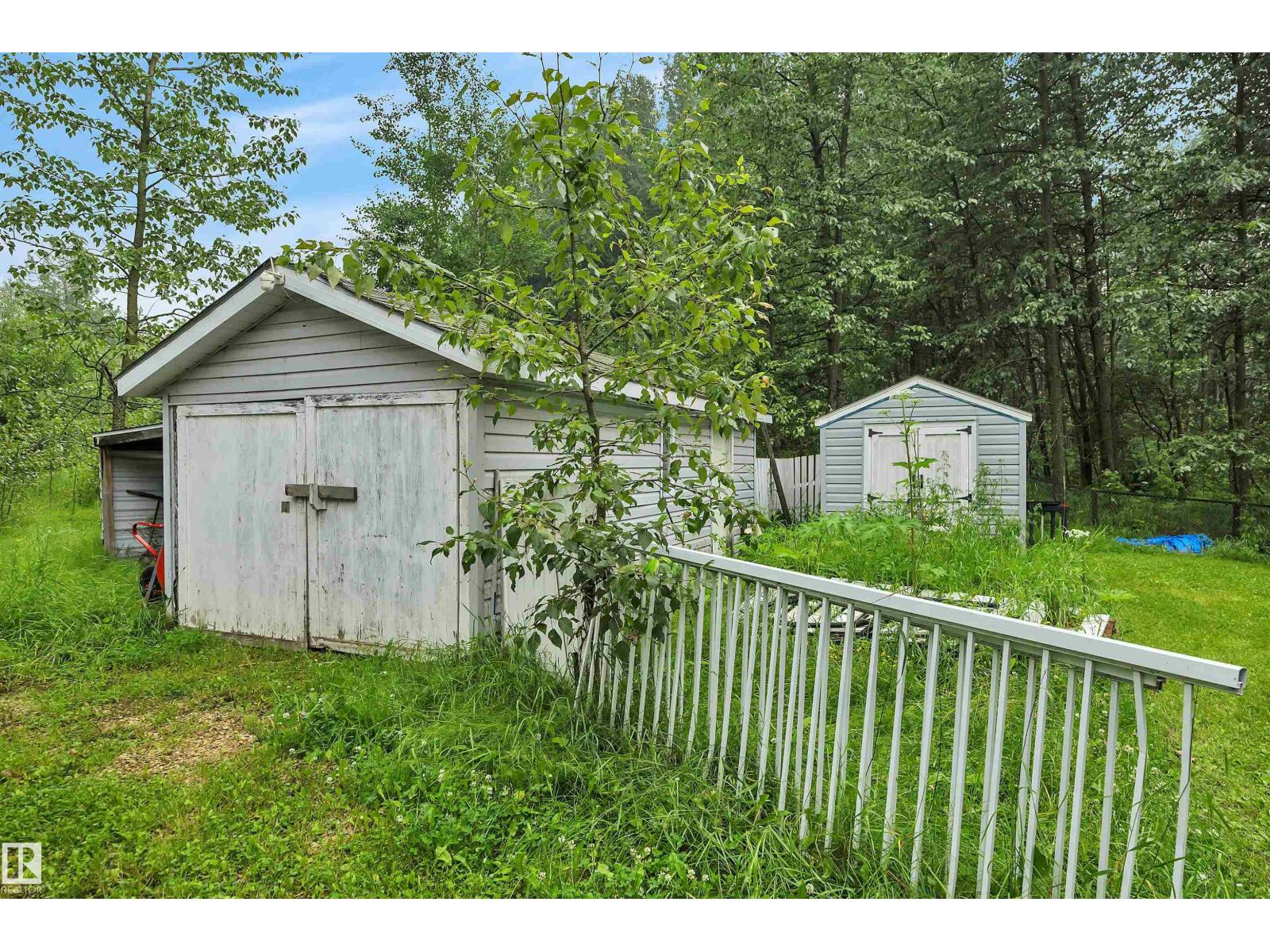 #38 54120 RGE ROAD 12 - 54