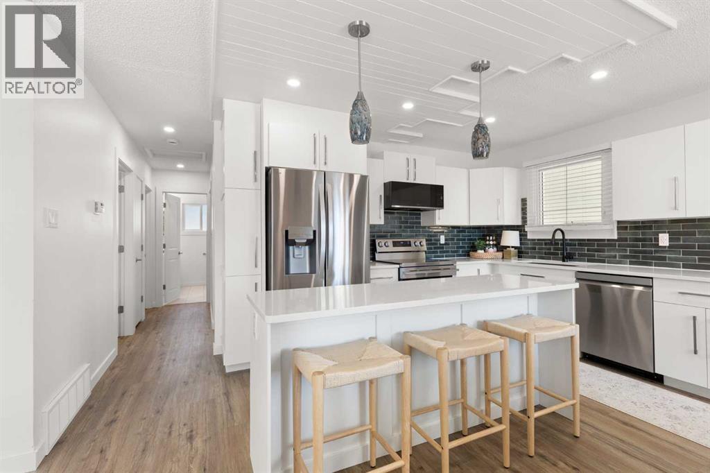 2668 Thompson Crescent SE - 15