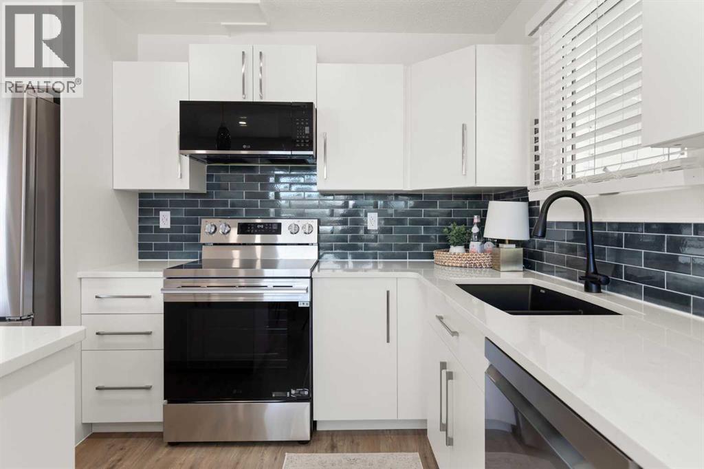 2668 Thompson Crescent SE - 19