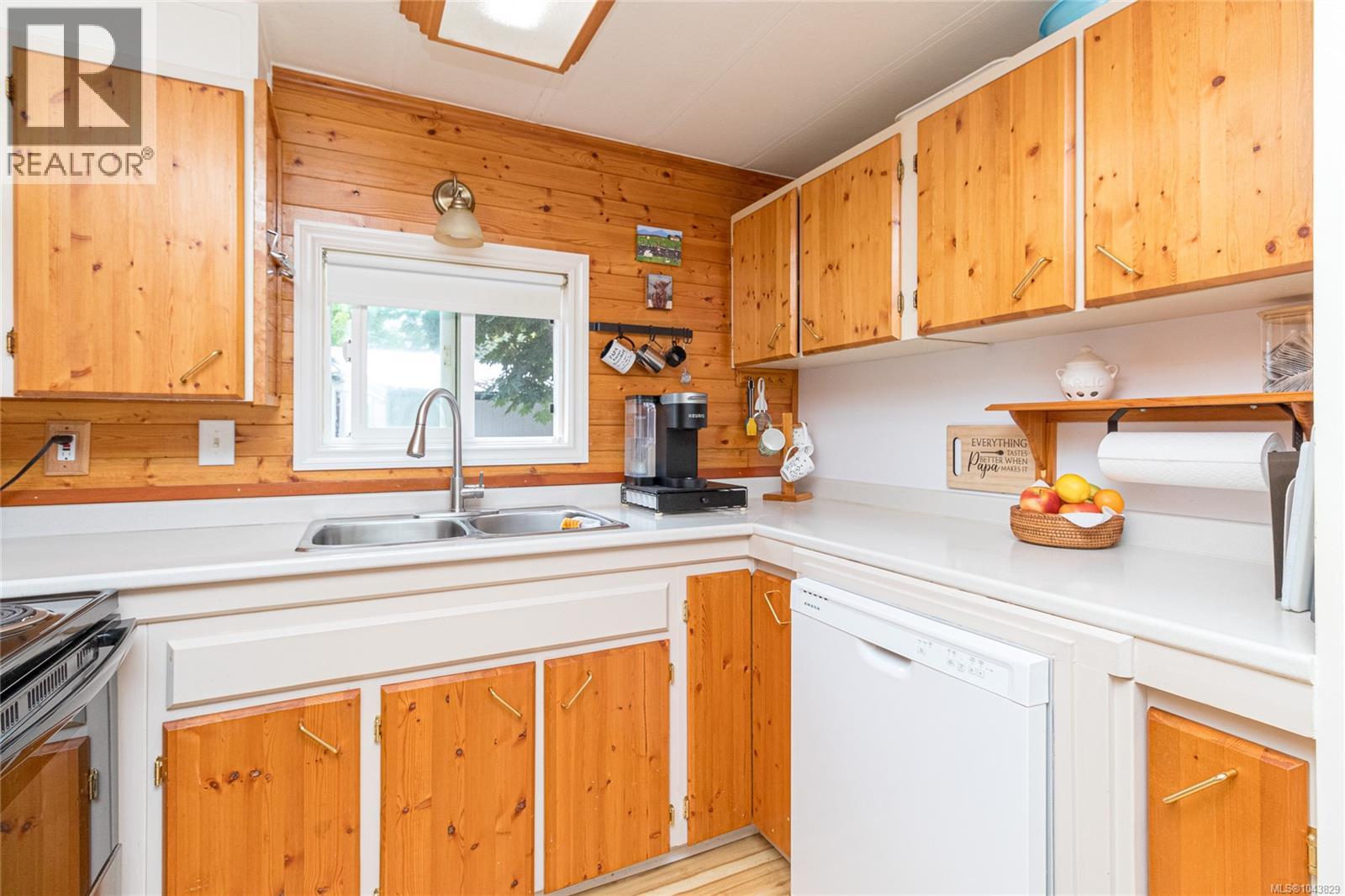 #29 1751 Northgate Rd - 10