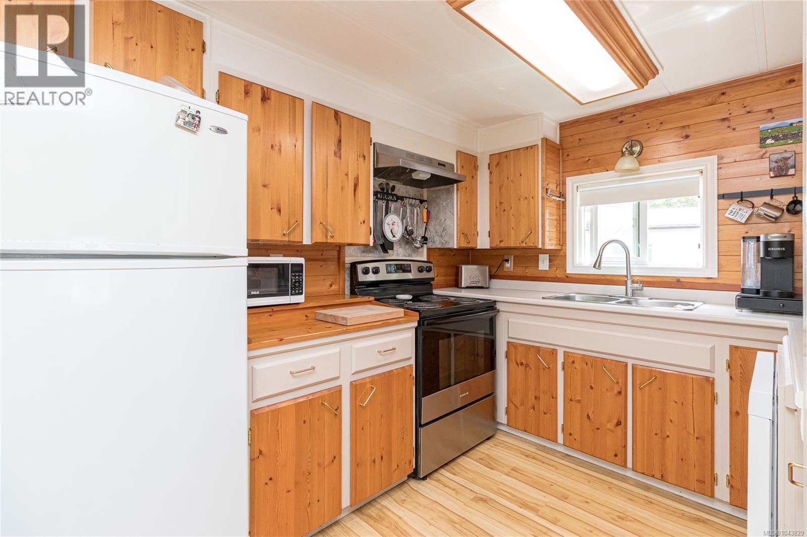#29 1751 Northgate Rd - 9