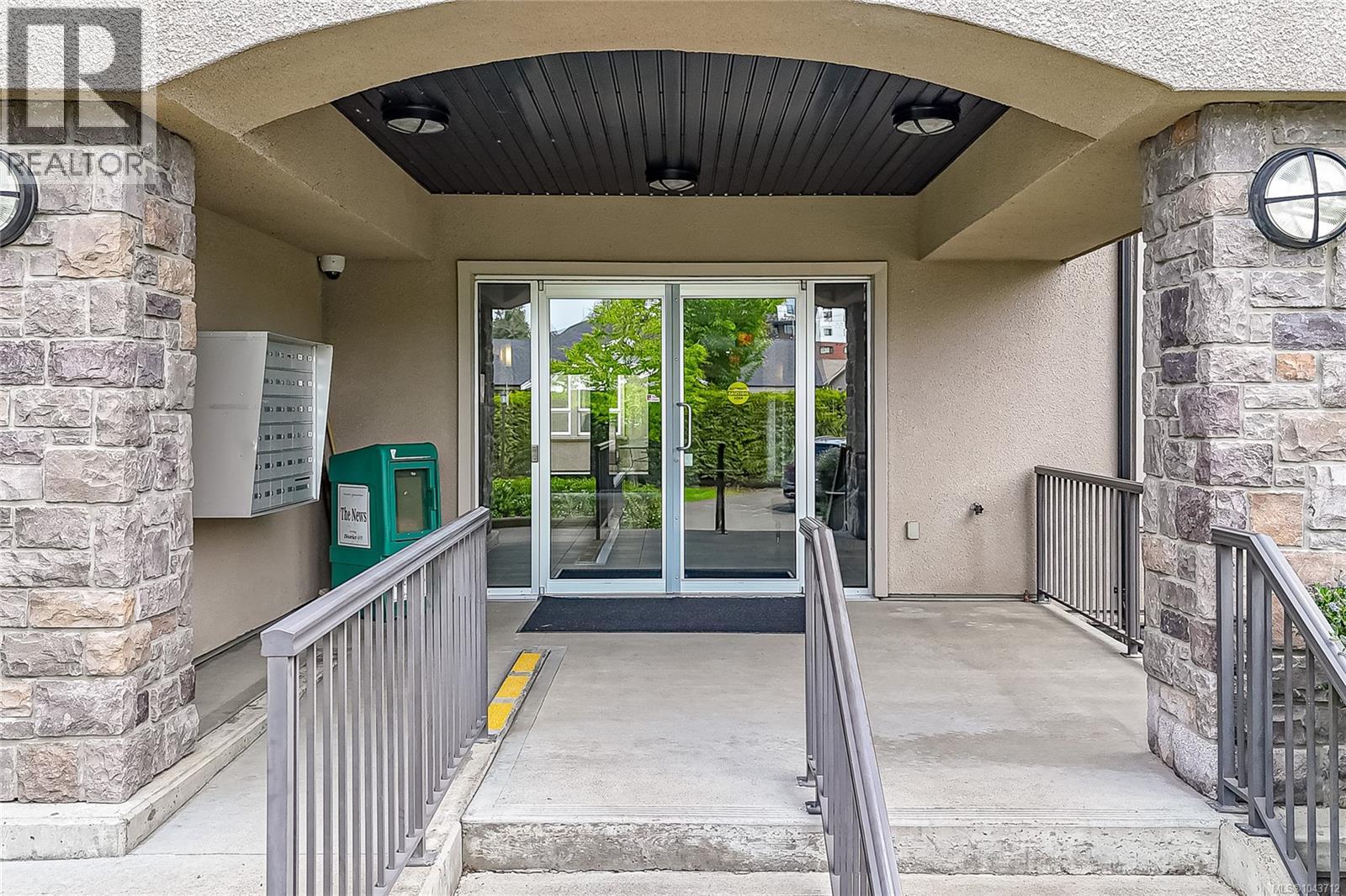 #209 399 Wembley Rd - 29