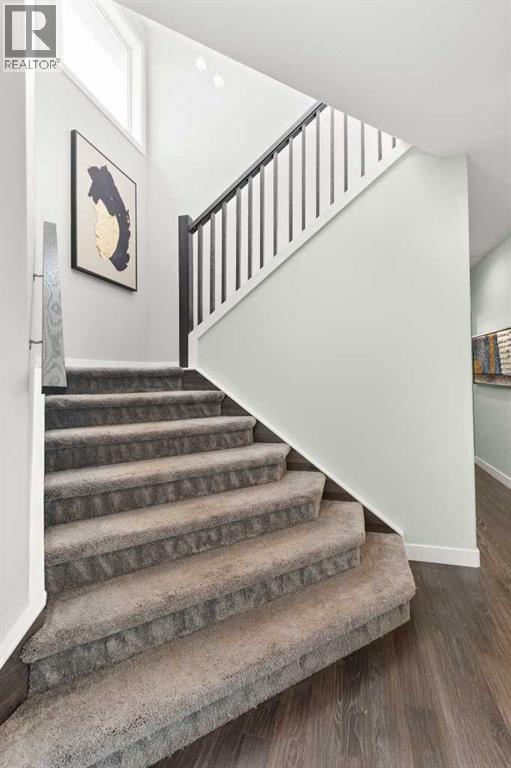 440 Spruce Way SE - 17