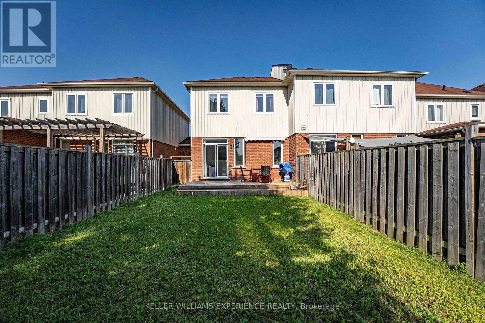 110 COLLIER CRESCENT - 24