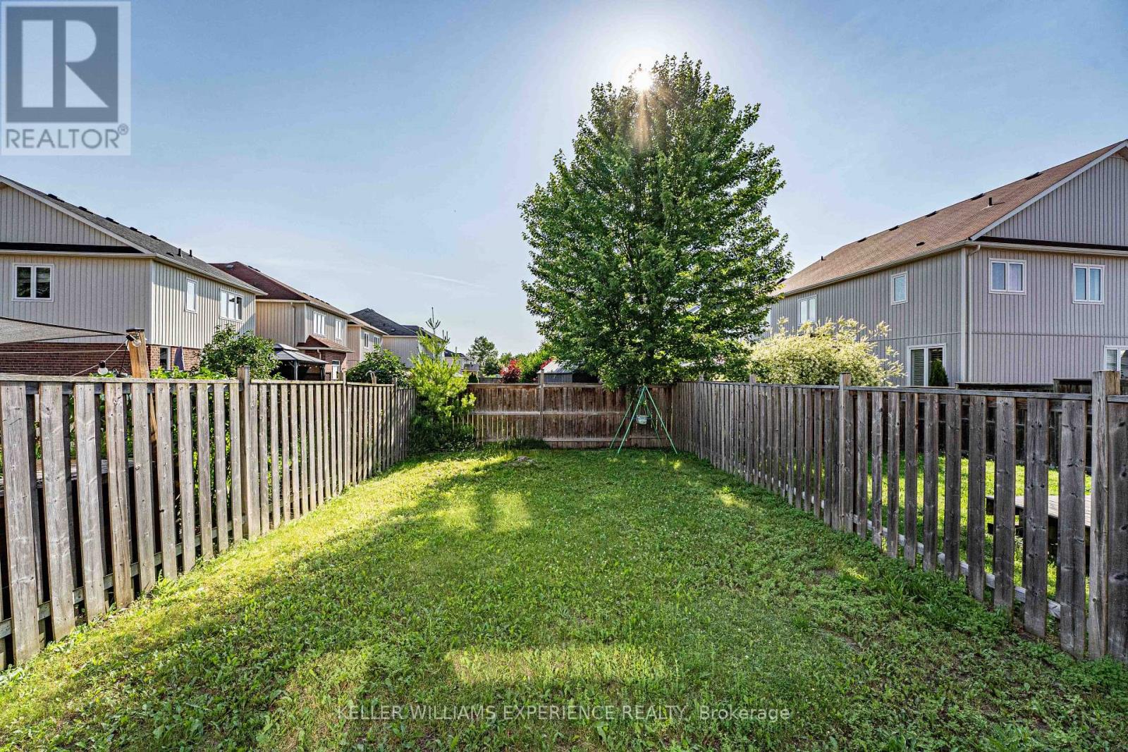 110 COLLIER CRESCENT - 25