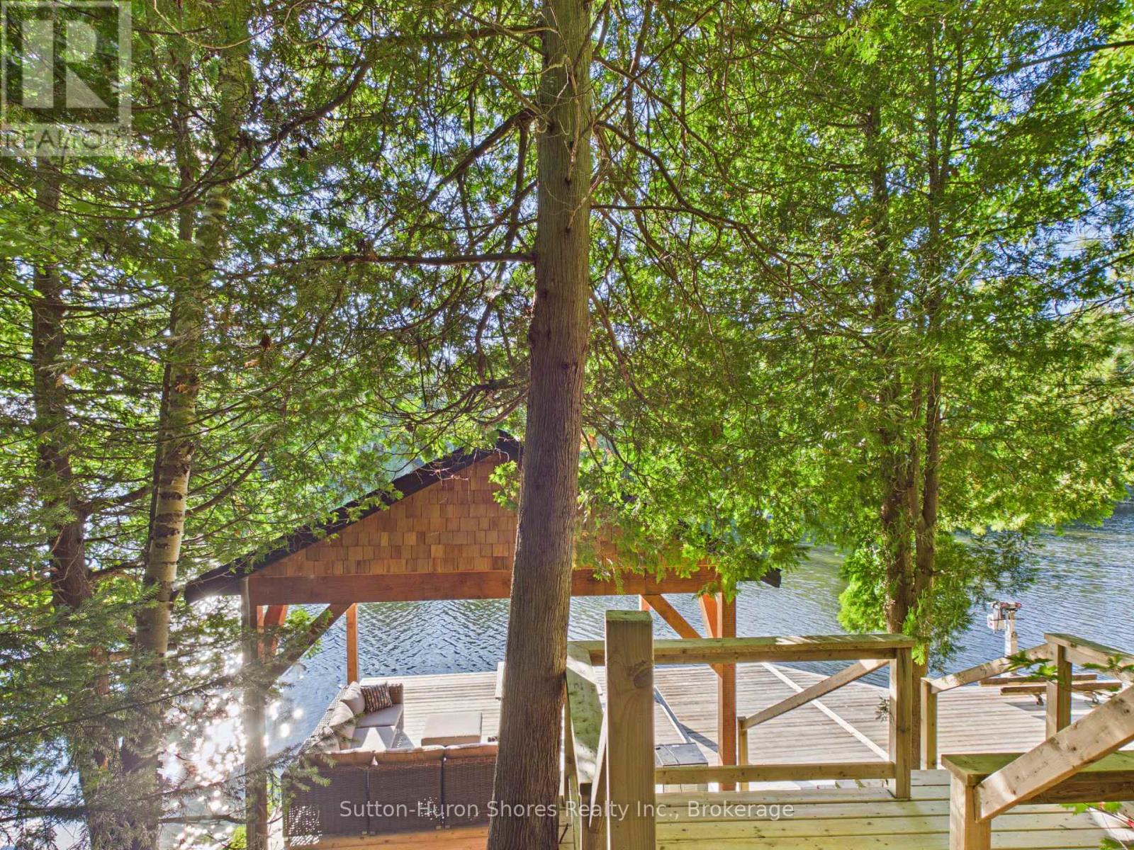 1264 SAUBLE FALLS ROAD - 33