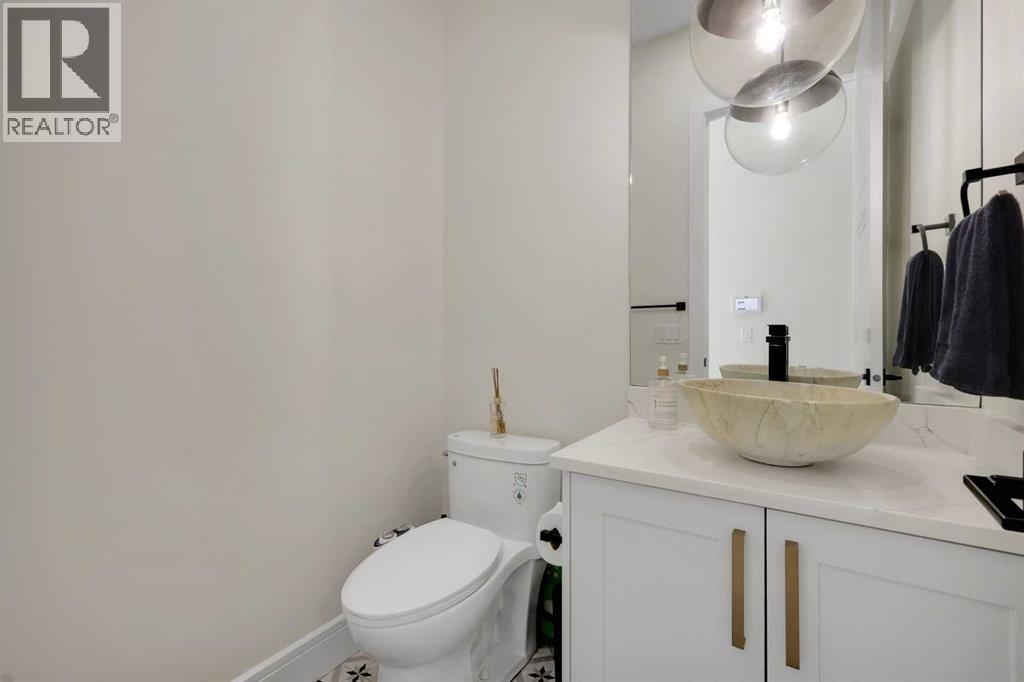 243 Coopers Cove SW - 46