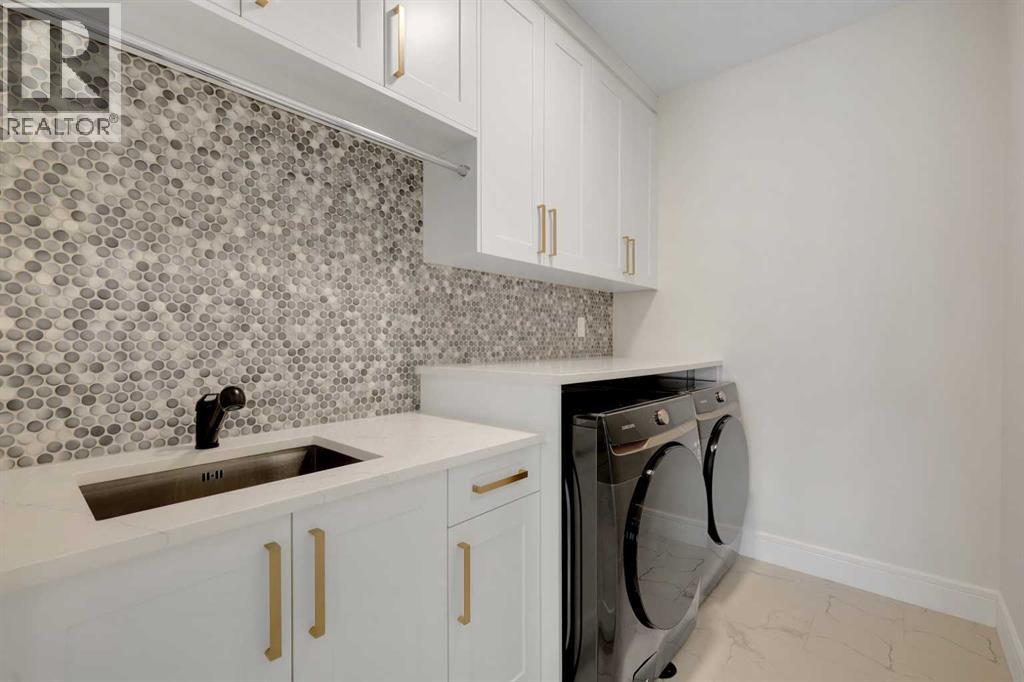 243 Coopers Cove SW - 16