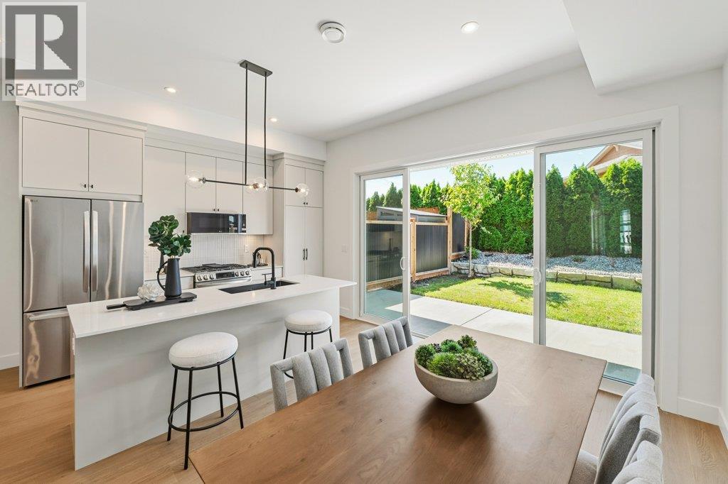 387 Chardonnay Avenue, Oliver