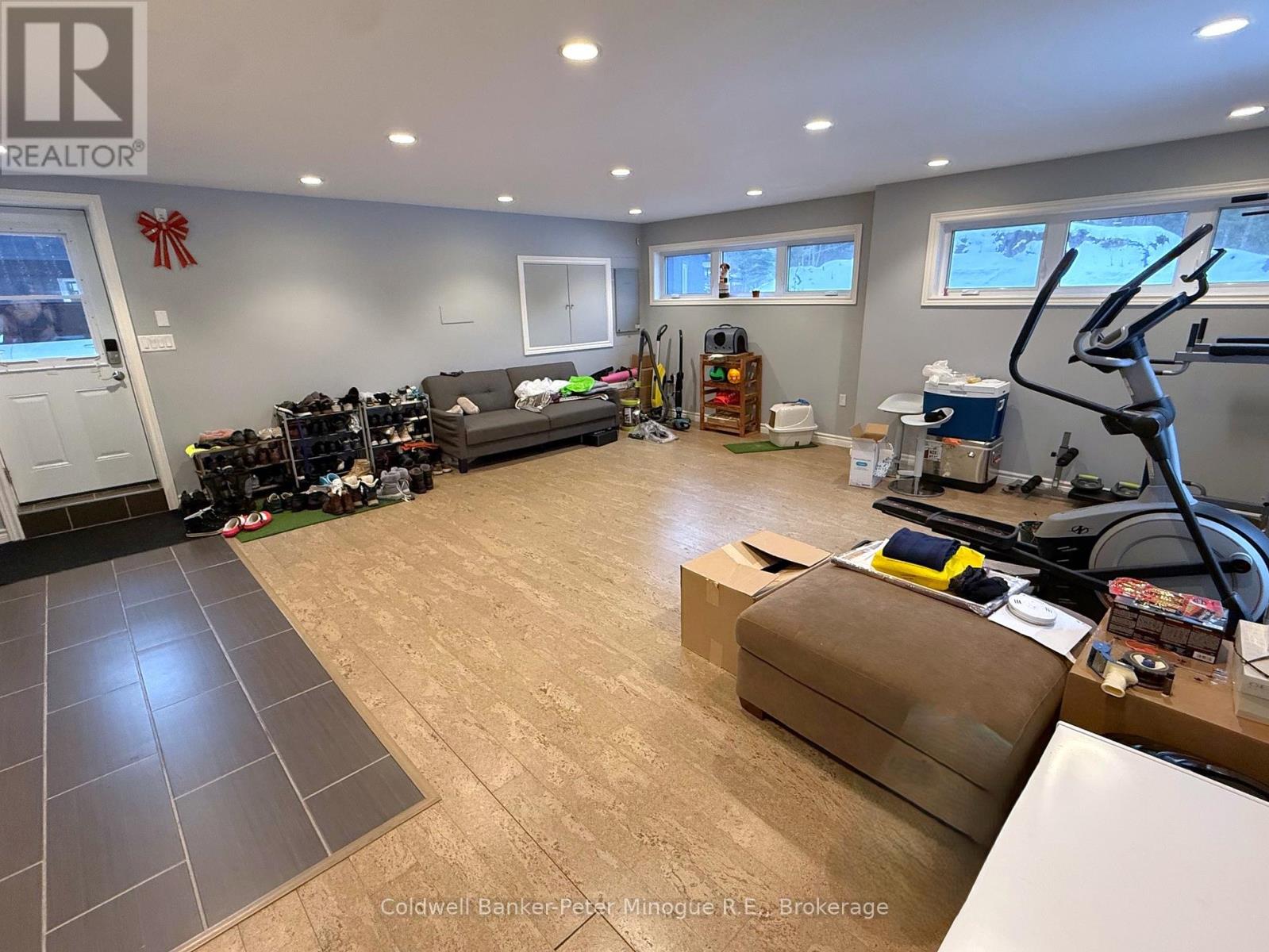 218 BAYVIEW ROAD - 32