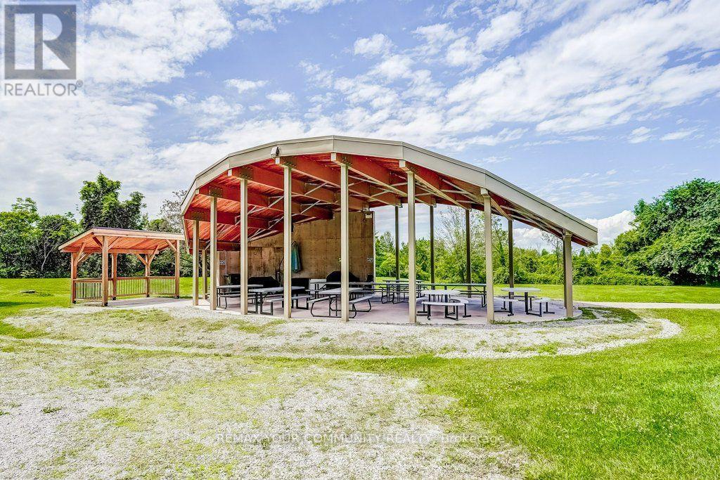 165 ROXANNA DRIVE - 35