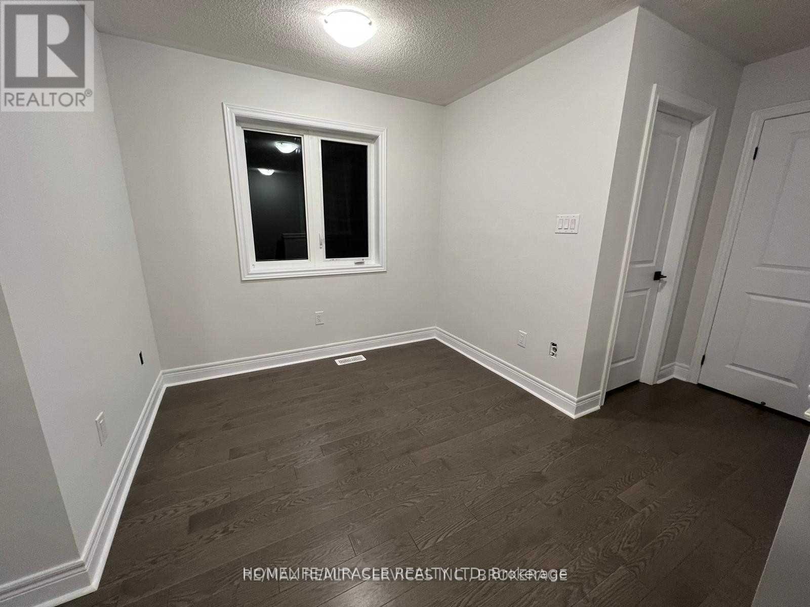 31 OVERSTONE ROAD - 12