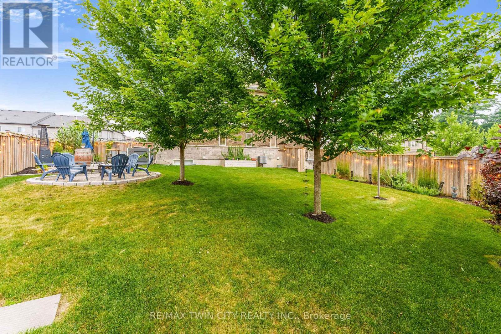 168 MAITLAND STREET - 36
