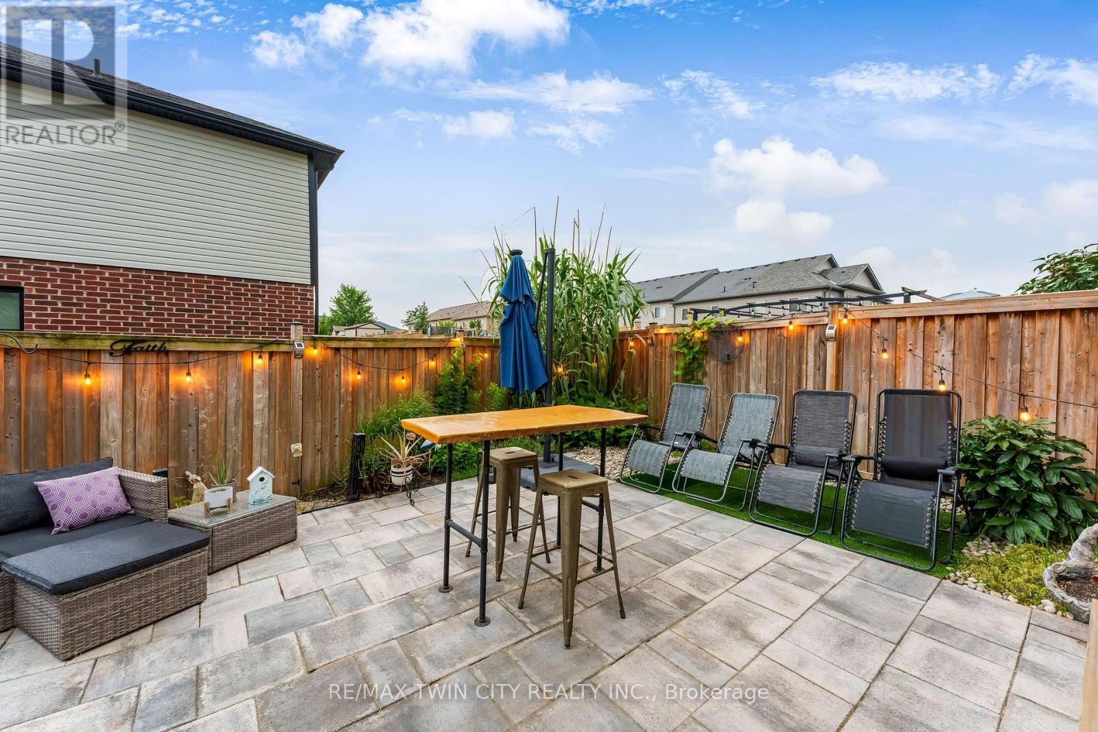 168 MAITLAND STREET - 34