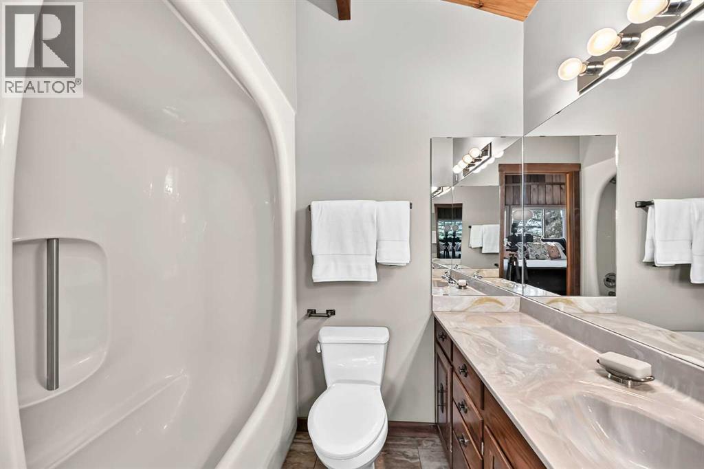 261136 Range Road 33 - 32