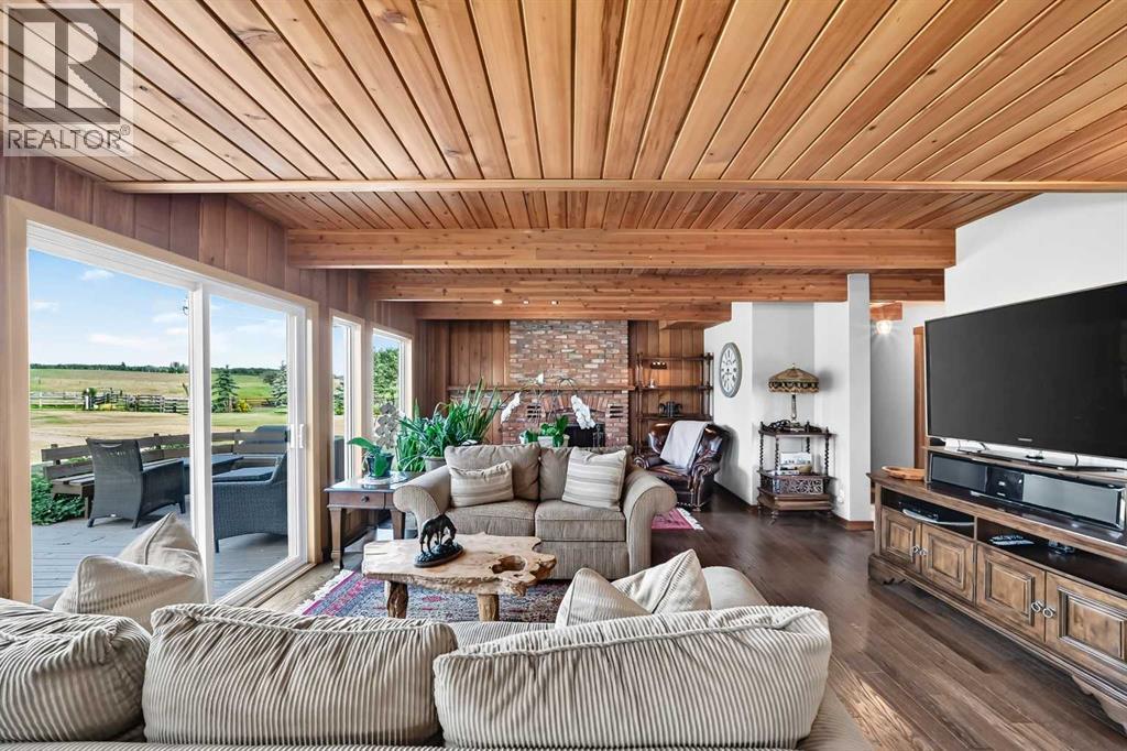 261136 Range Road 33 - 6