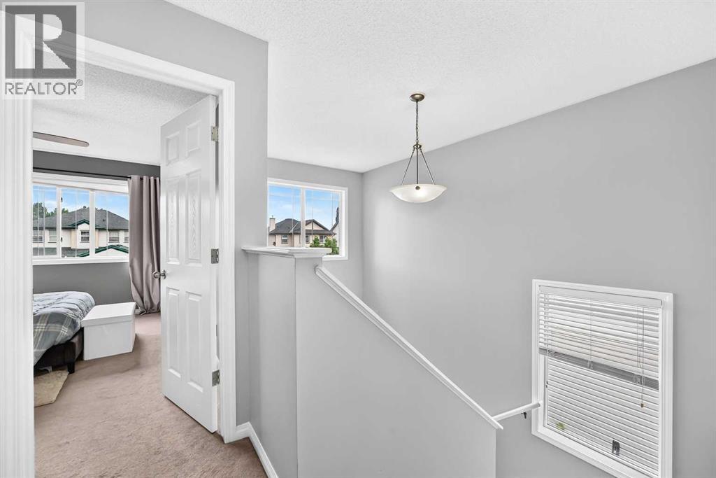 53 Everhollow Park SW - 30
