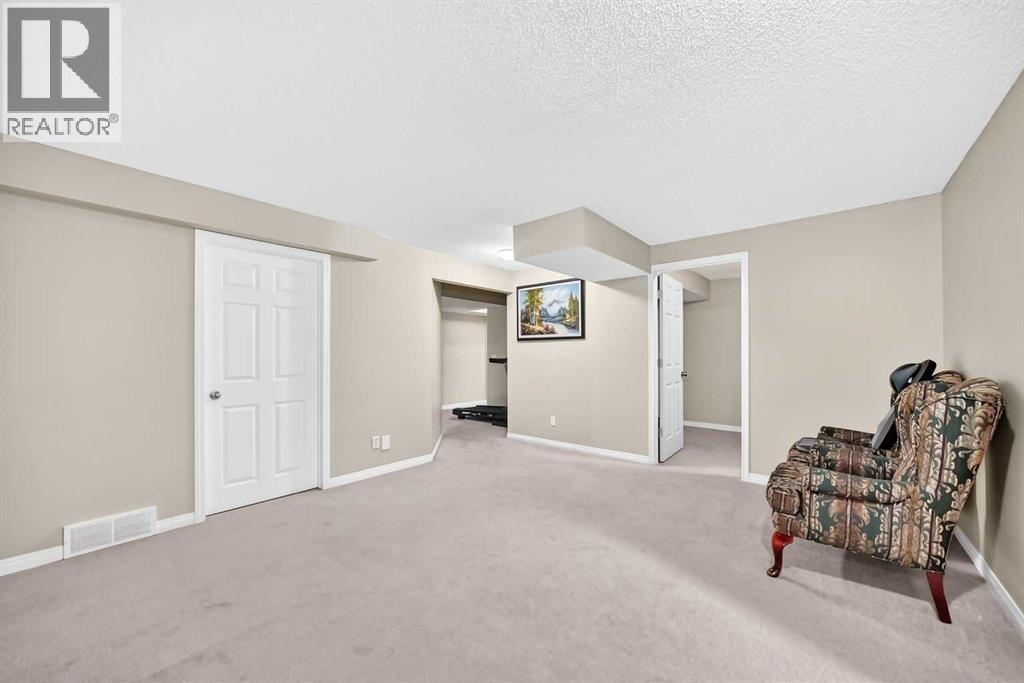 53 Everhollow Park SW - 32