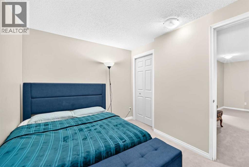 53 Everhollow Park SW - 34