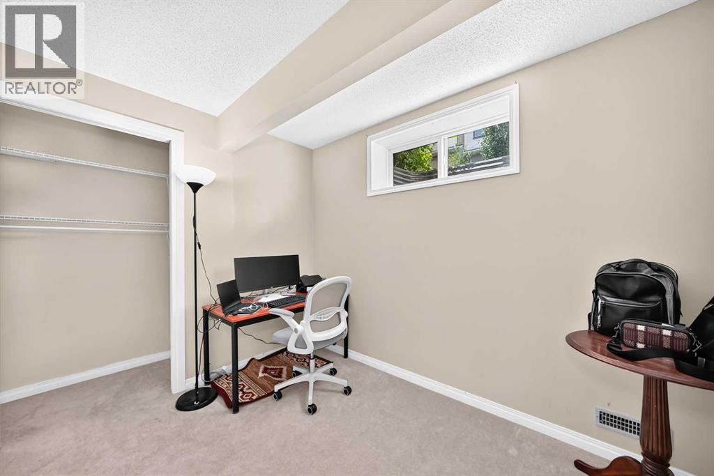 53 Everhollow Park SW - 35