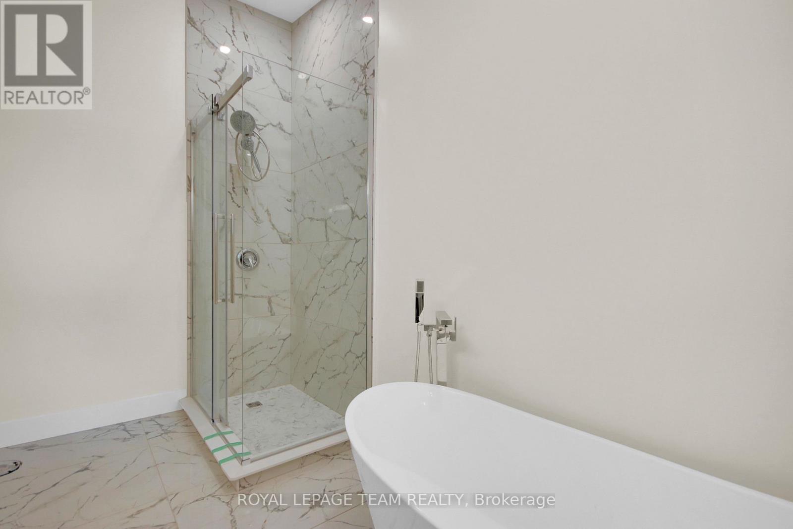 6499 BUNKER ROAD - 24