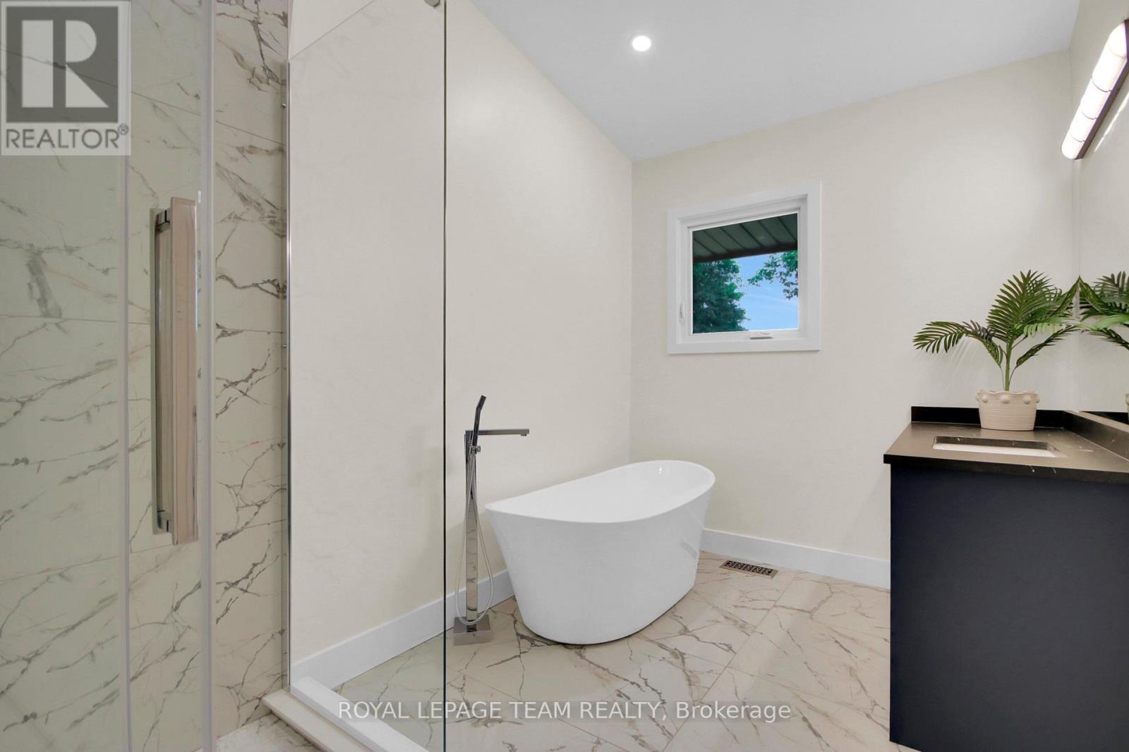 6499 BUNKER ROAD - 23