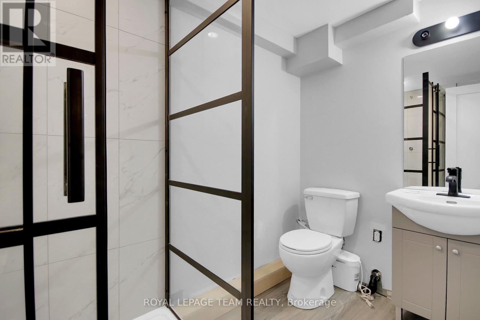 6499 BUNKER ROAD - 31