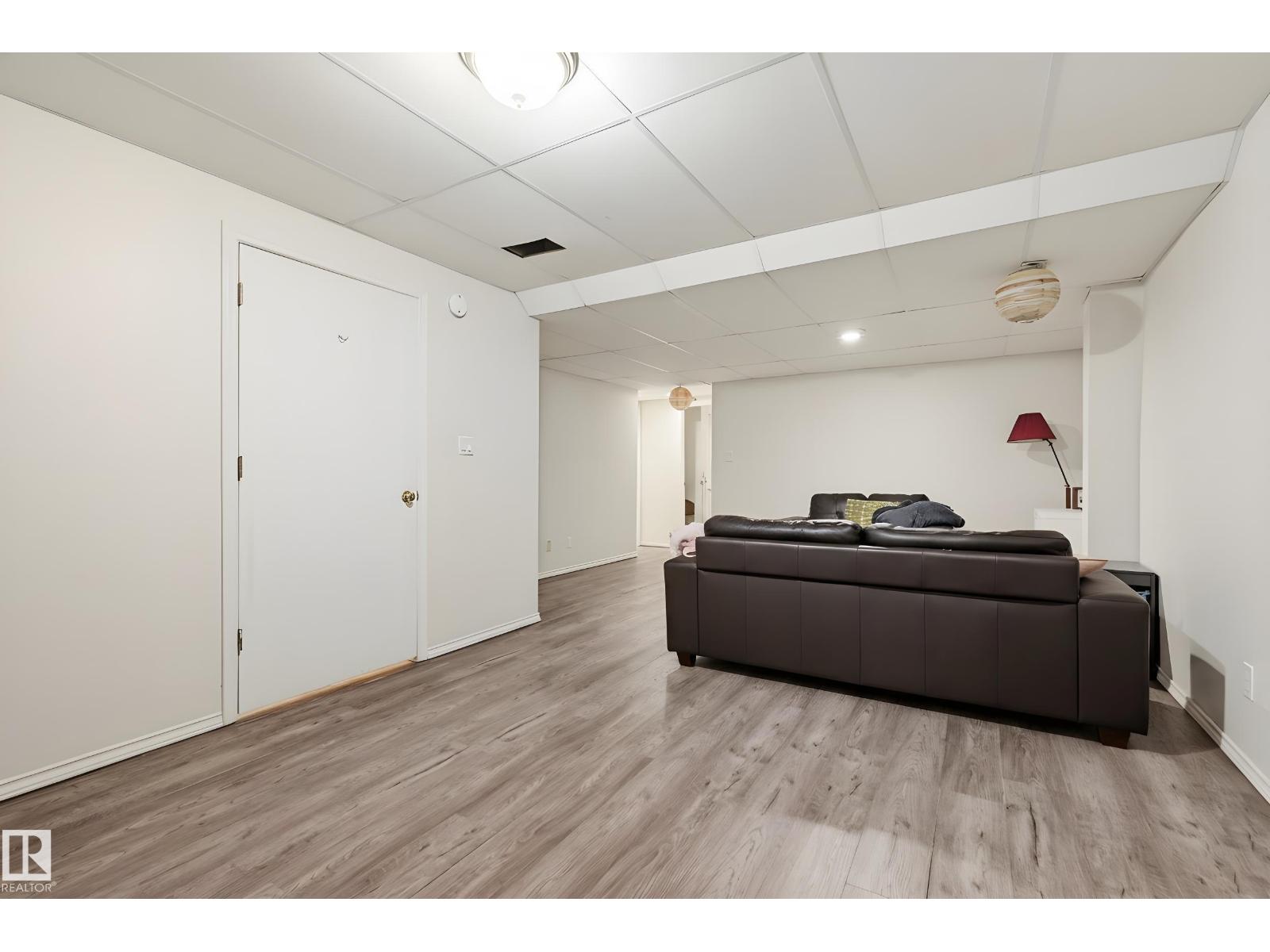 11107 UNIVERSITY AV NW - 23