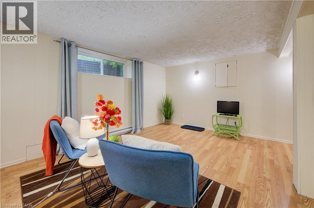 #38 175 ELM RIDGE Drive - 24