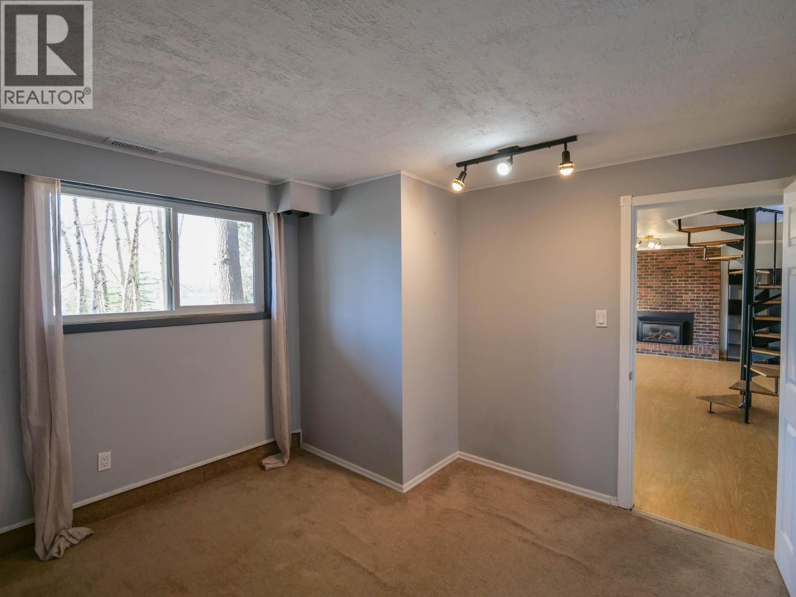 182 S COACH ROAD, Quesnel