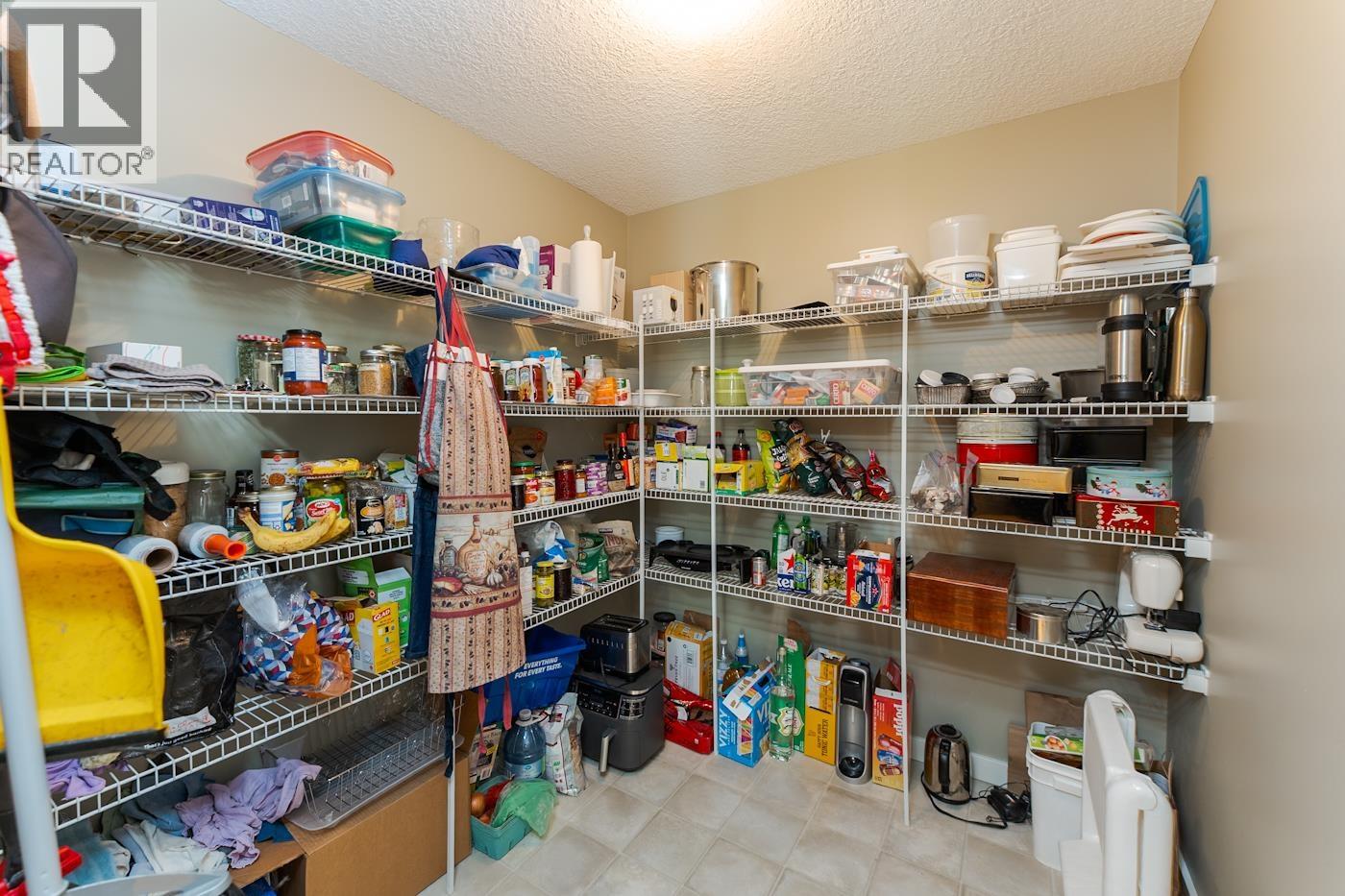 8905 CHRISTINA ROAD - 17