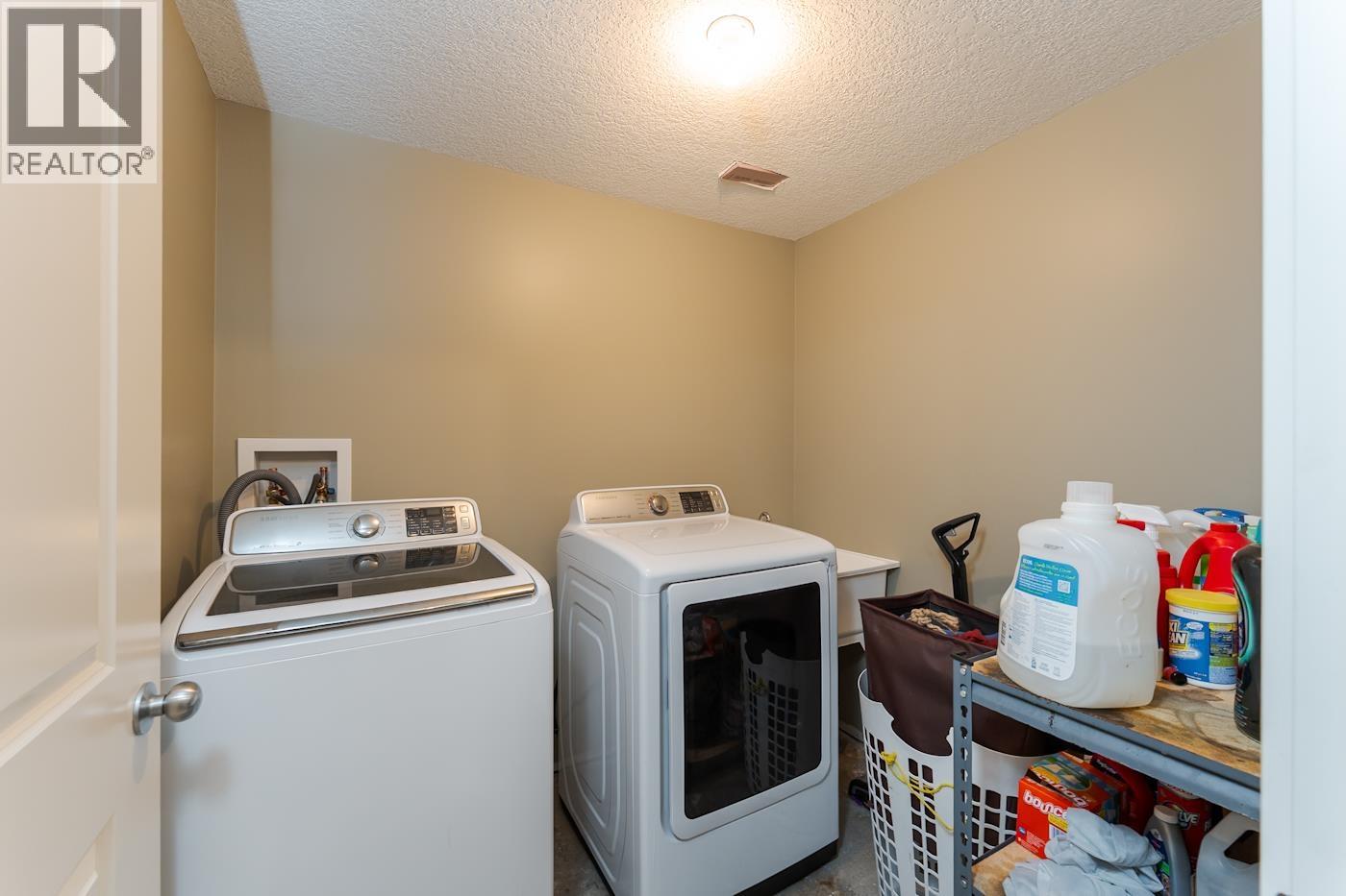 8905 CHRISTINA ROAD - 25