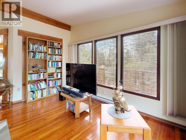 9573 LARSON ROAD - Image 7