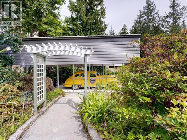 9573 LARSON ROAD - Image 65