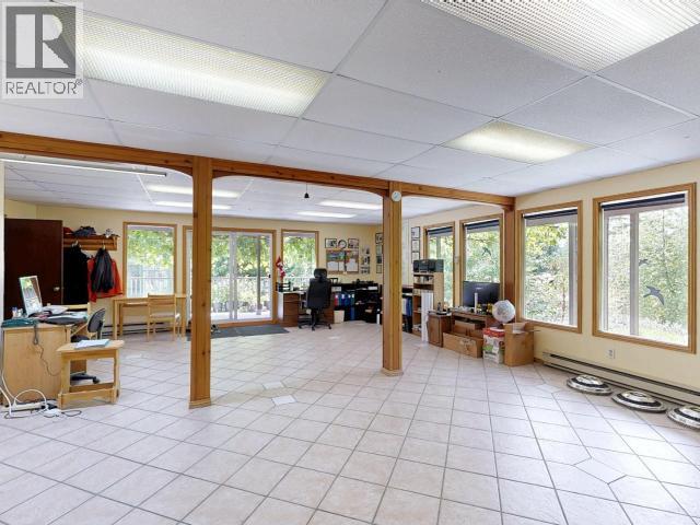 9573 LARSON ROAD - 27