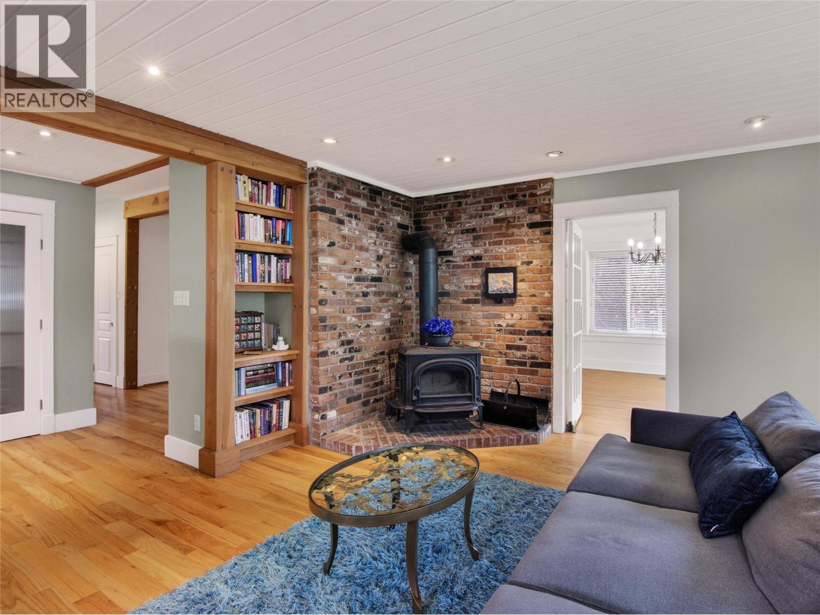 410 Upper Bench Road N - 14