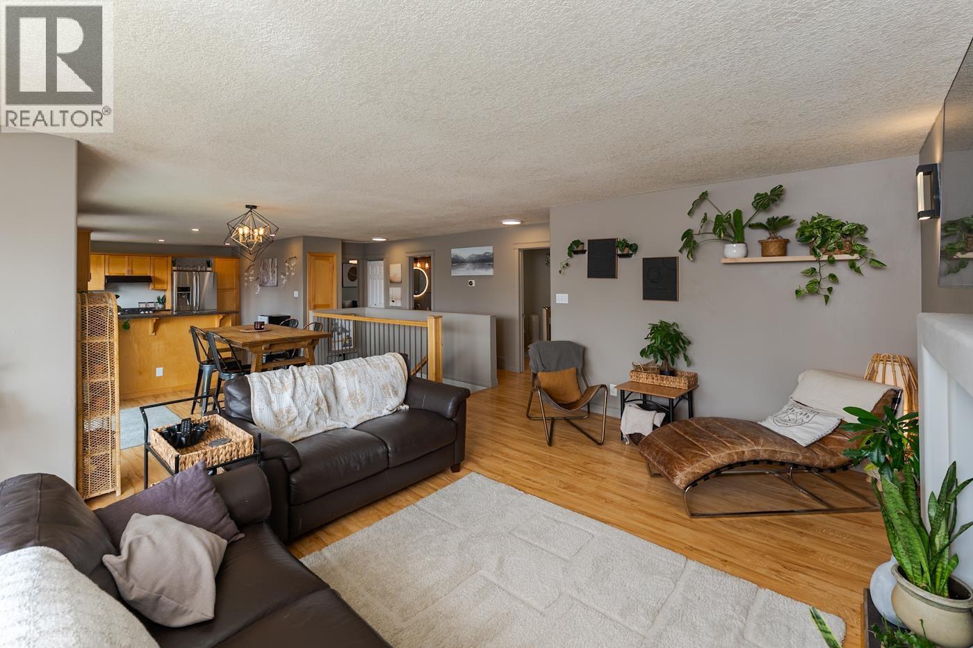 276 MORAN CRESCENT - 16