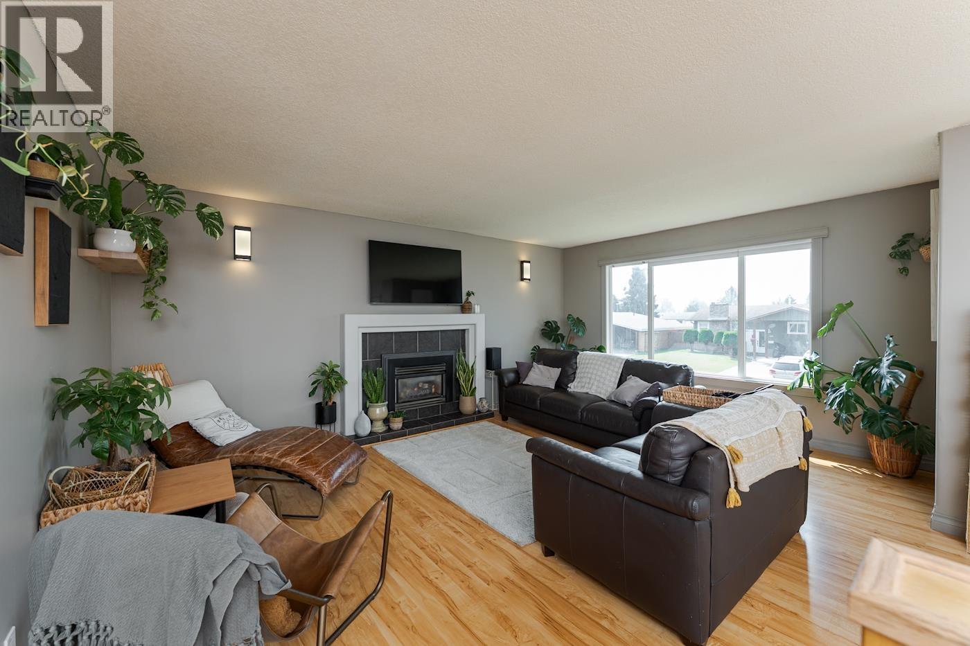 276 MORAN CRESCENT - 17