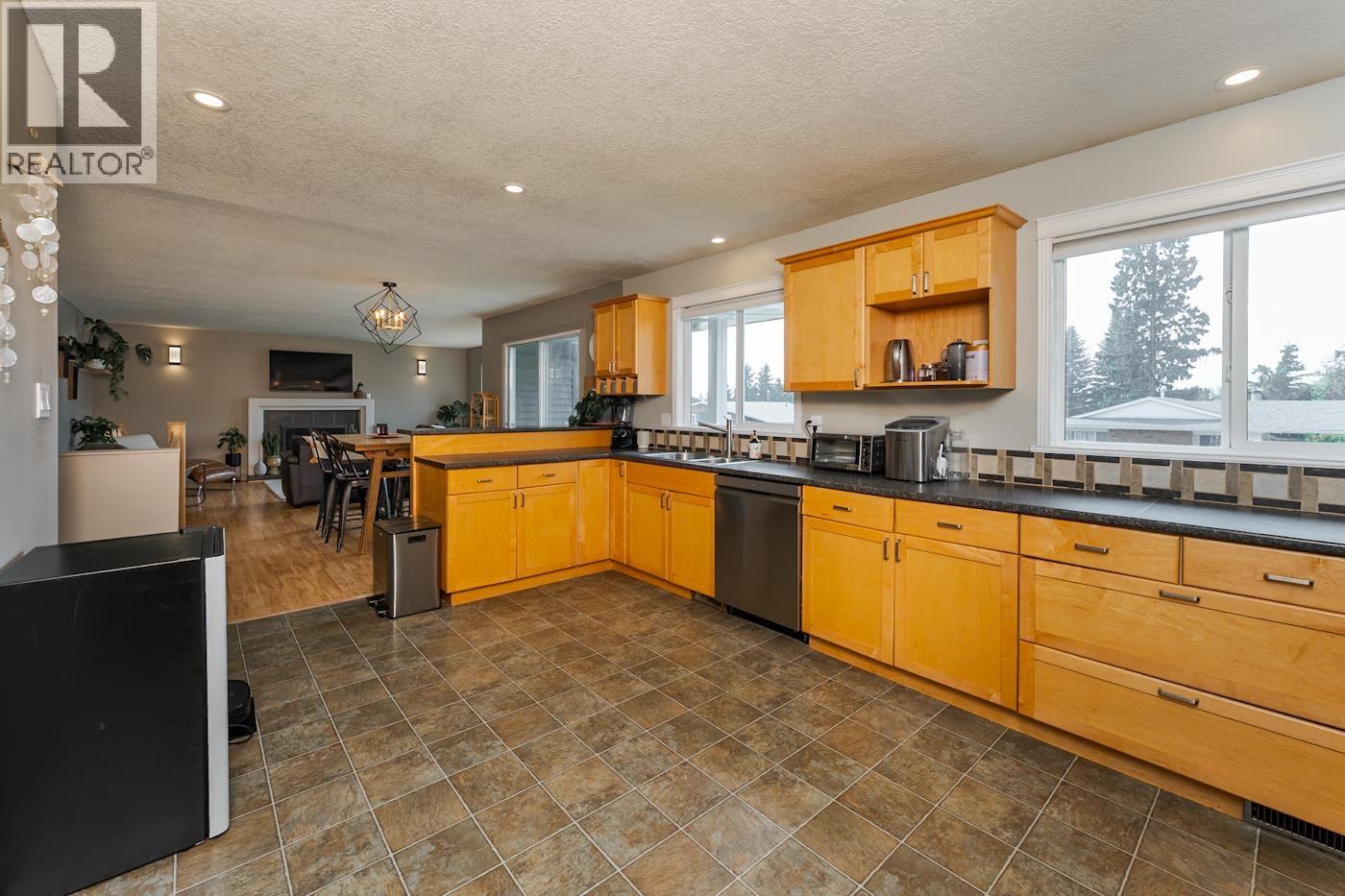 276 MORAN CRESCENT - Image 7