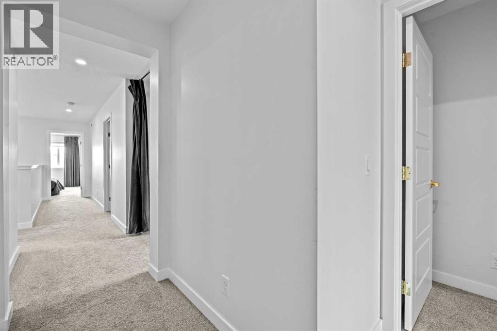22 Howse Mount NE - 20