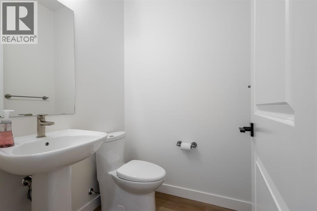 53 Versant Point SW - Image 18